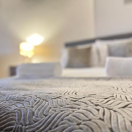 Shm Stays Solihull Hs2 Nec Airport Nr M6 M40 M42 Great For Long & Short Stays 15 Min Walk To Train Station 5 Min Drive To Town Centre Outside Bus Stops & Supermarket Free Parking Buitenkant foto
