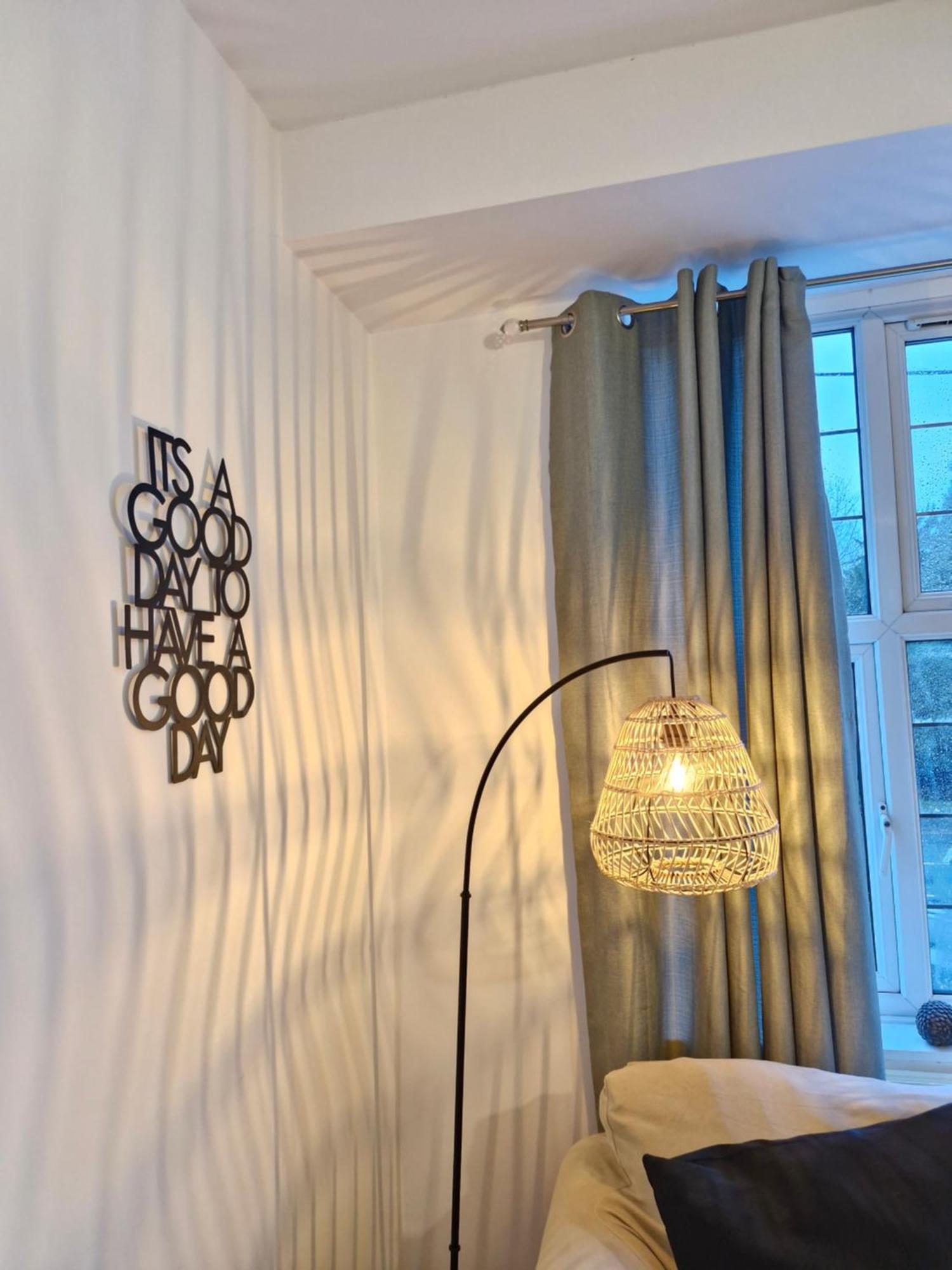 Shm Stays Solihull Hs2 Nec Airport Nr M6 M40 M42 Great For Long & Short Stays 15 Min Walk To Train Station 5 Min Drive To Town Centre Outside Bus Stops & Supermarket Free Parking Buitenkant foto